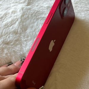 iPhone 13 red